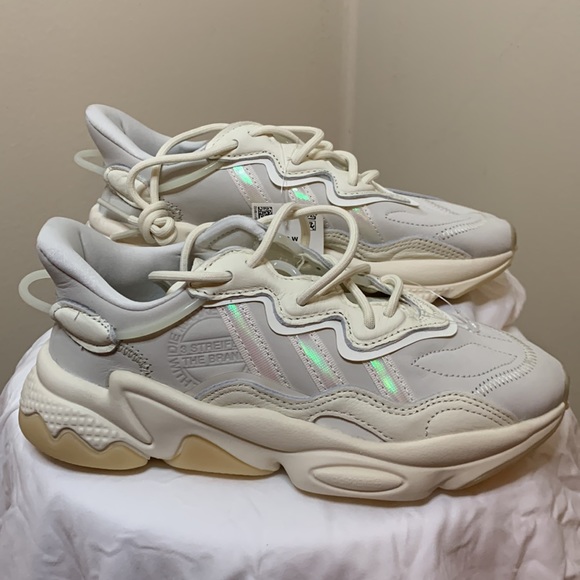 adidas Originals Shoes - NWT Adidas Ozweego Sneakers